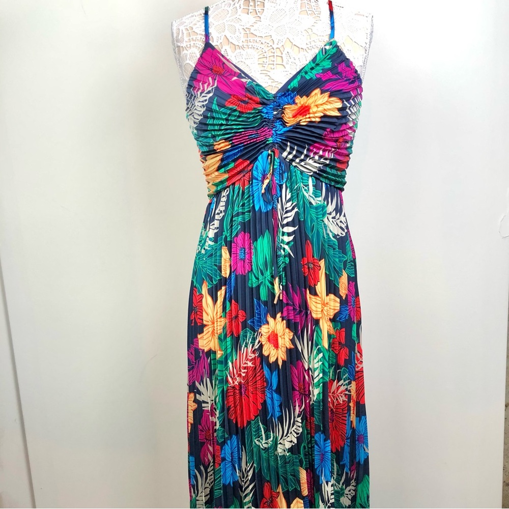 Skies Are Blue Floral Sleeveless Tropical Pleated Maxi Dress Flowy NEW